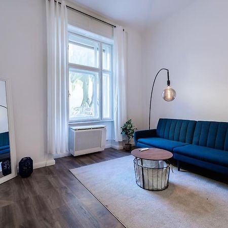 Stylish Central Apartment Budapest Exterior photo